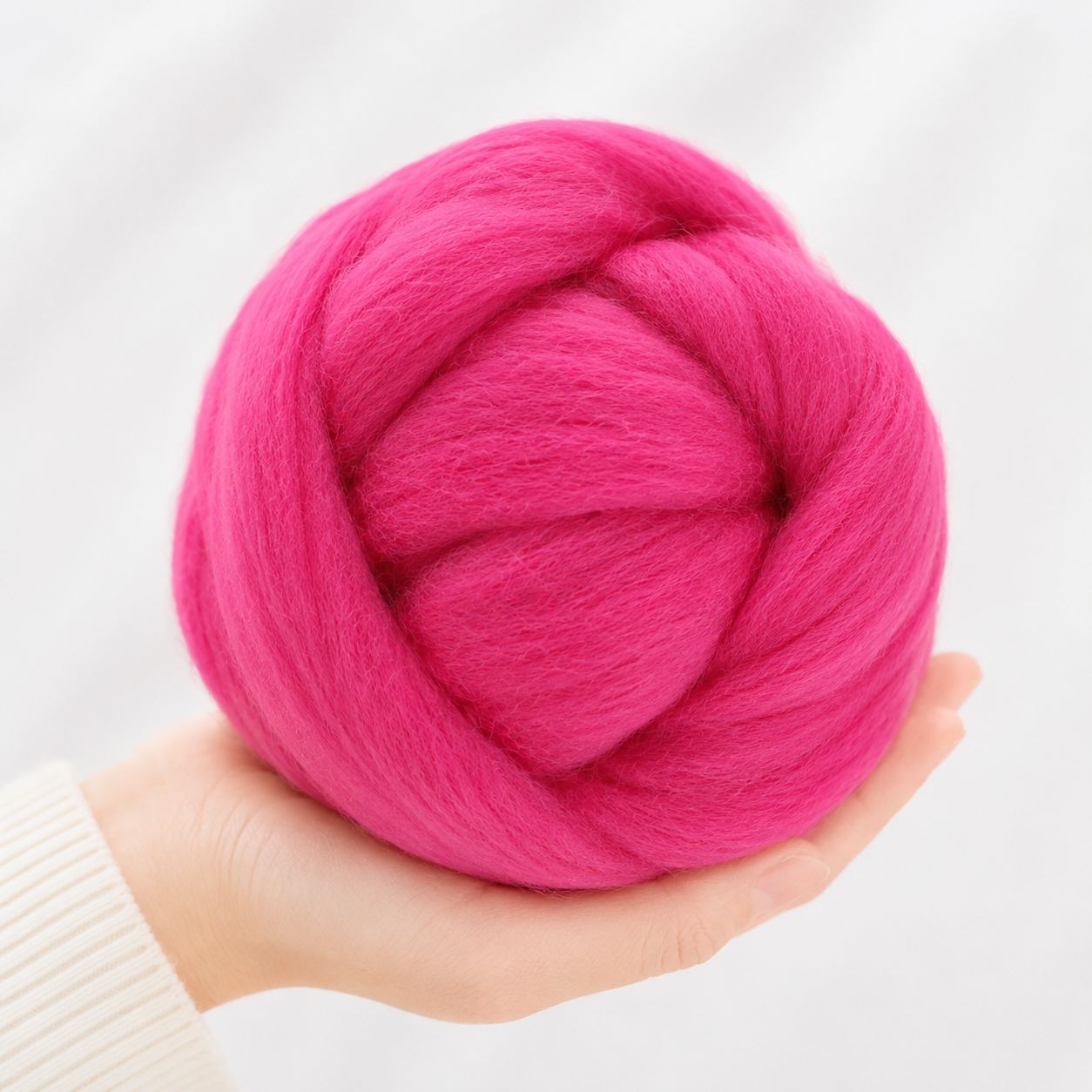 Merino Wool Roving | Bright Pink | EF097