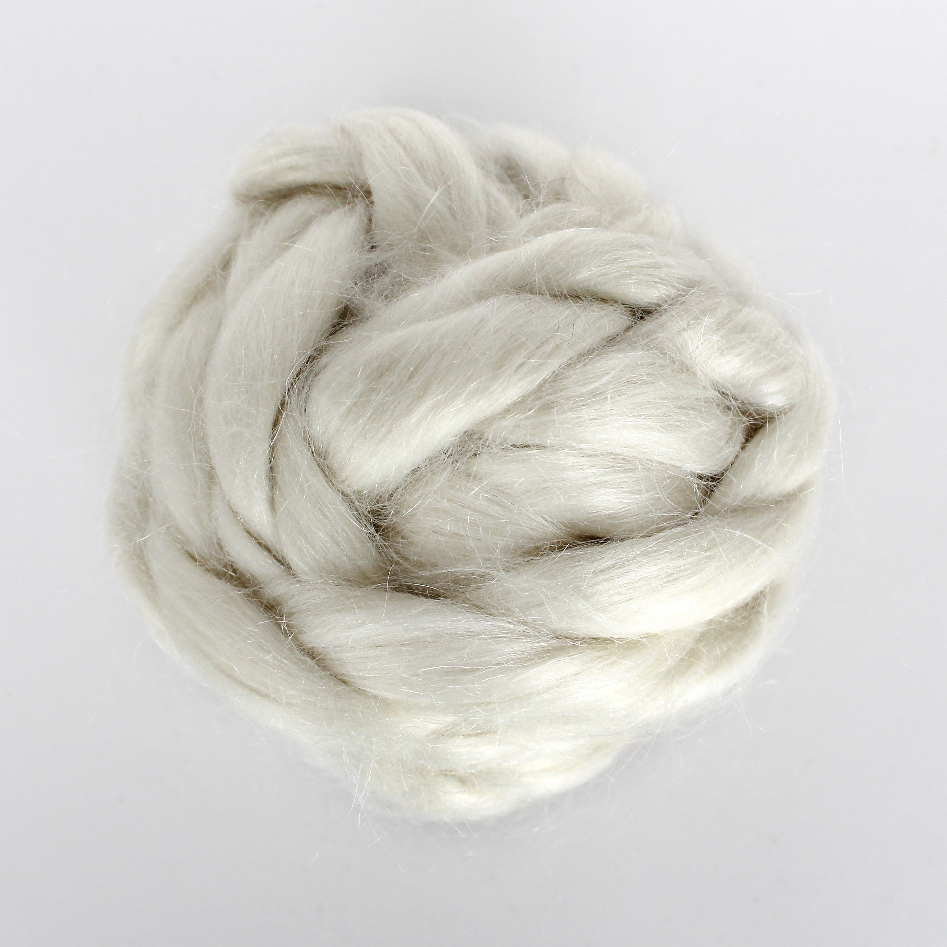 #118 PURE MOHAIR WHITE ROVING