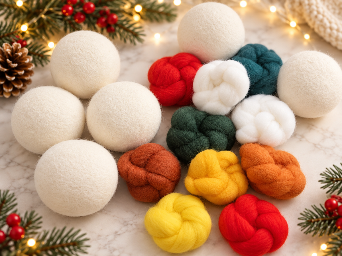 Christmas Curated Wool Roving Pack