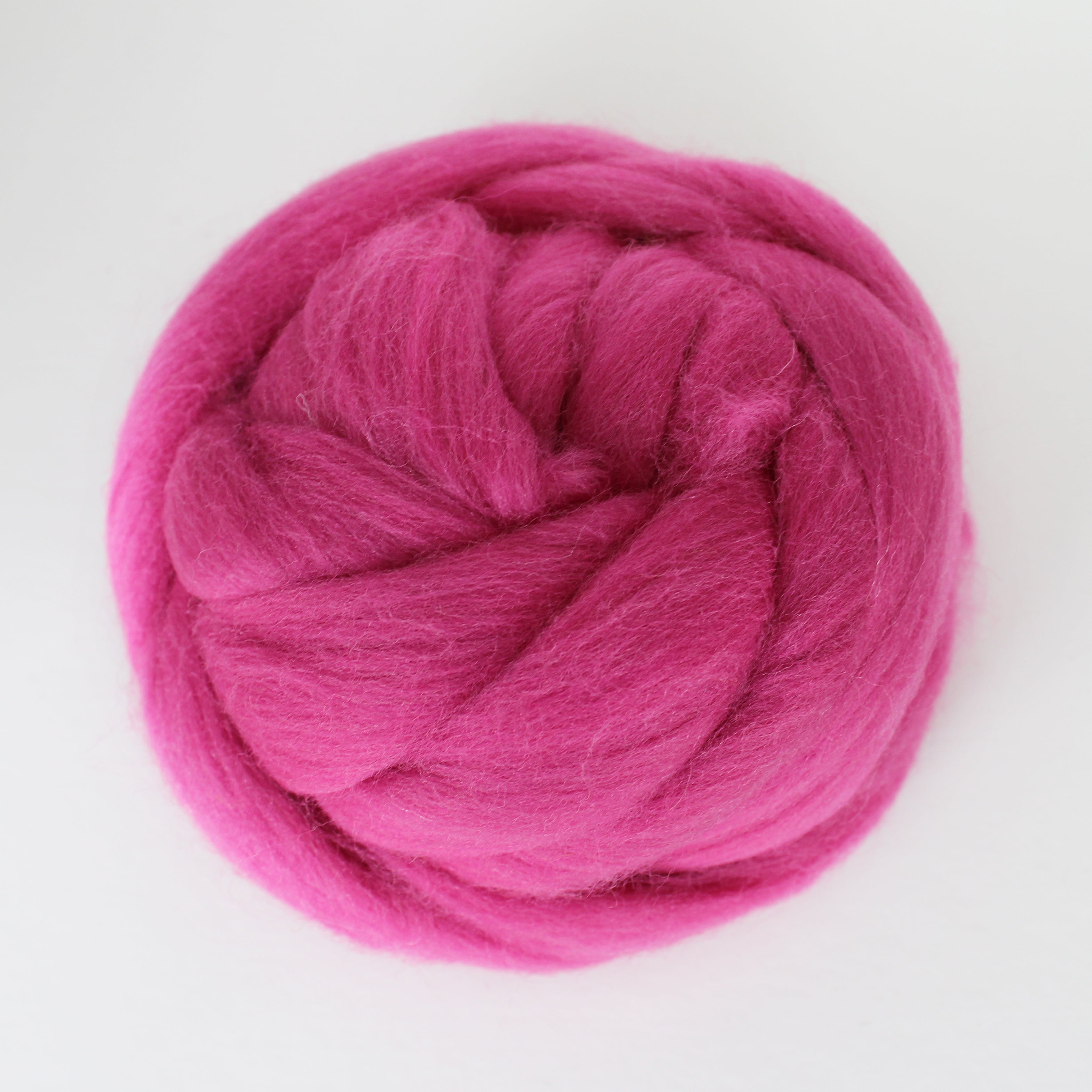 Merino wool roving Cerise EF044