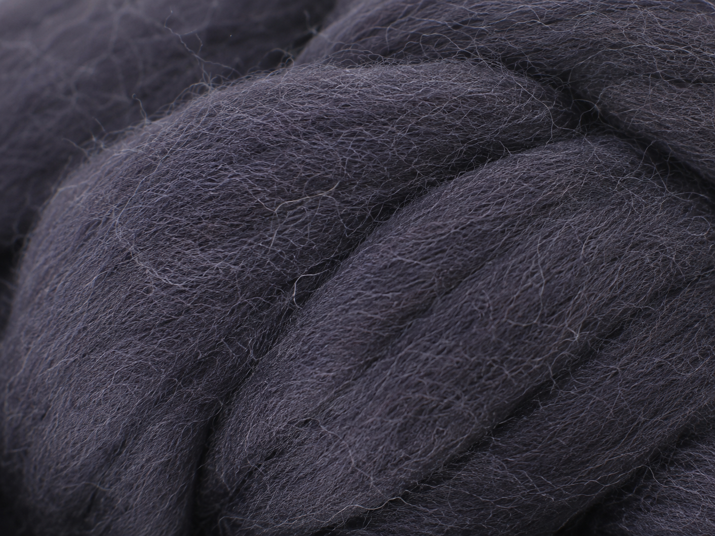 Merino wool top Lava EF047