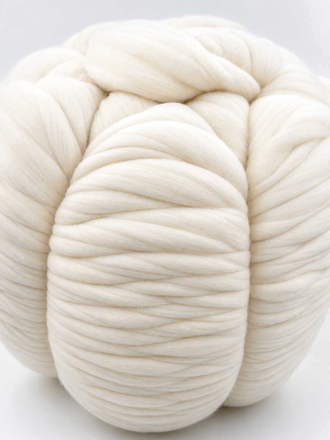 Spinning wool fiber natural white EF111
