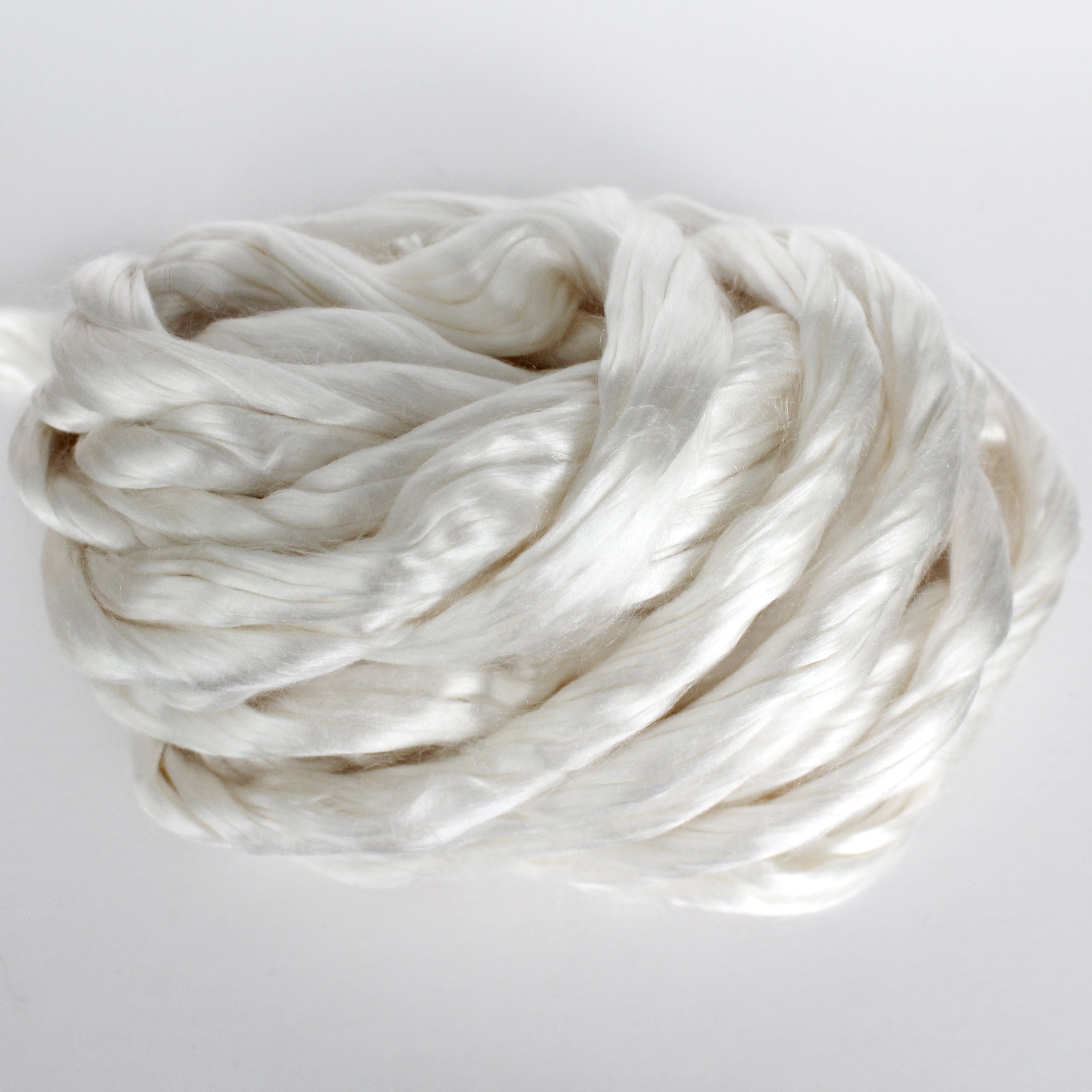 #121 MULBERRY SILK WHITE ROVING