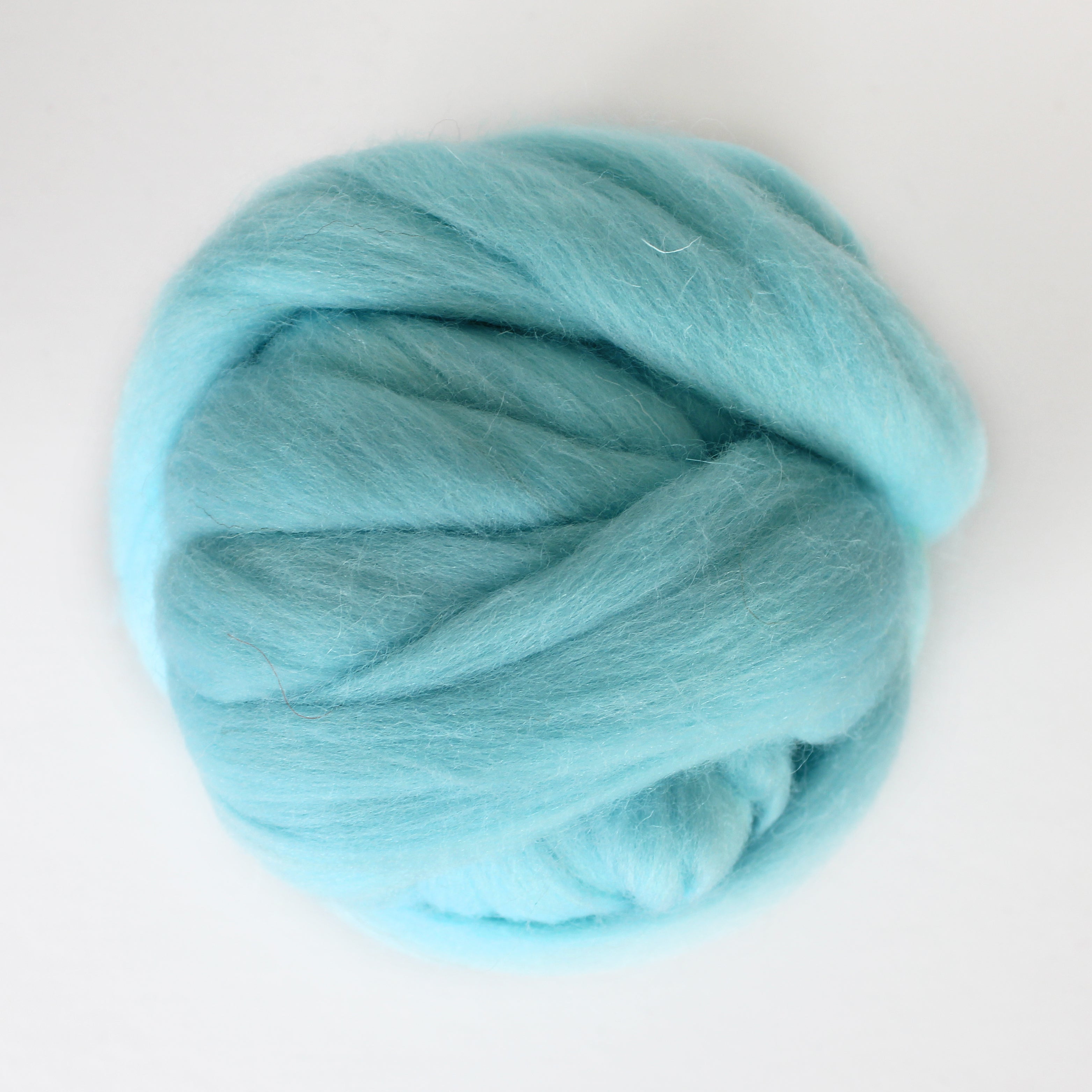 MERINO WOOL ROVING SKY