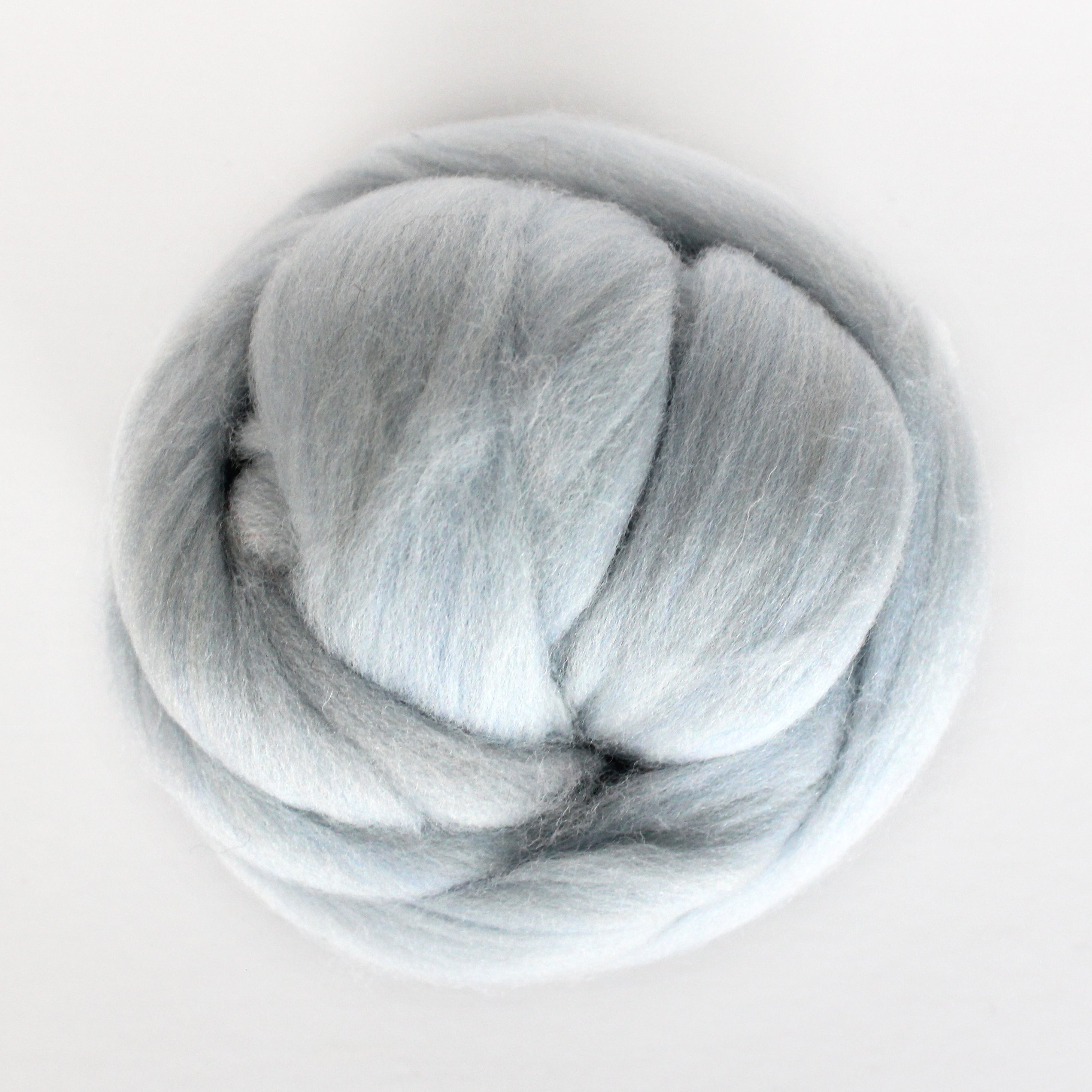 MERINO WOOL ROVING ARCTIC