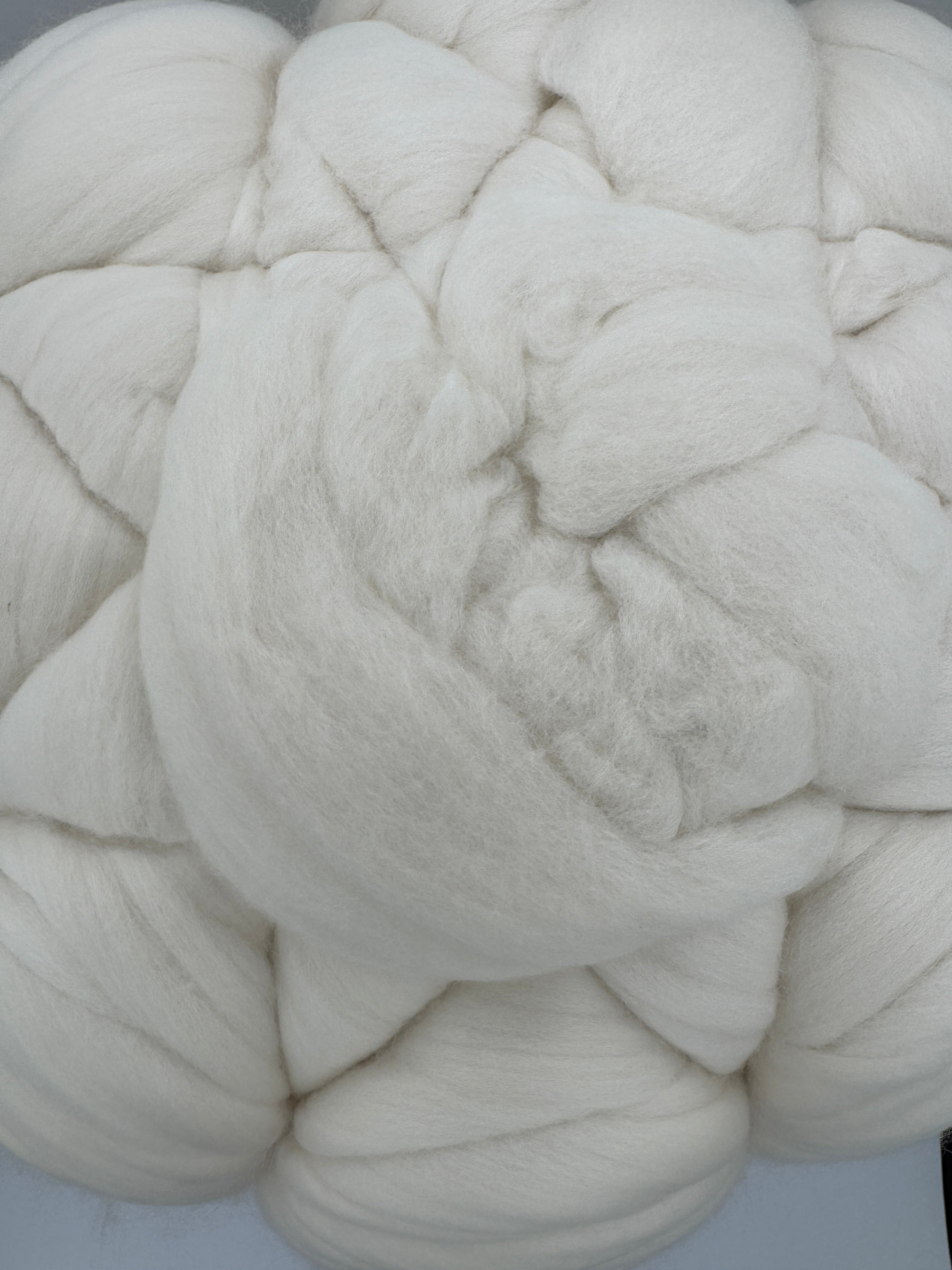 SUPERFINE White Merino Wool Roving – Undyed – Wholesale / Bulk Fiber Supply